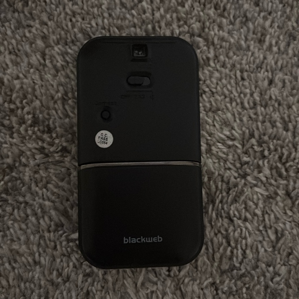 Microsoft mouse.